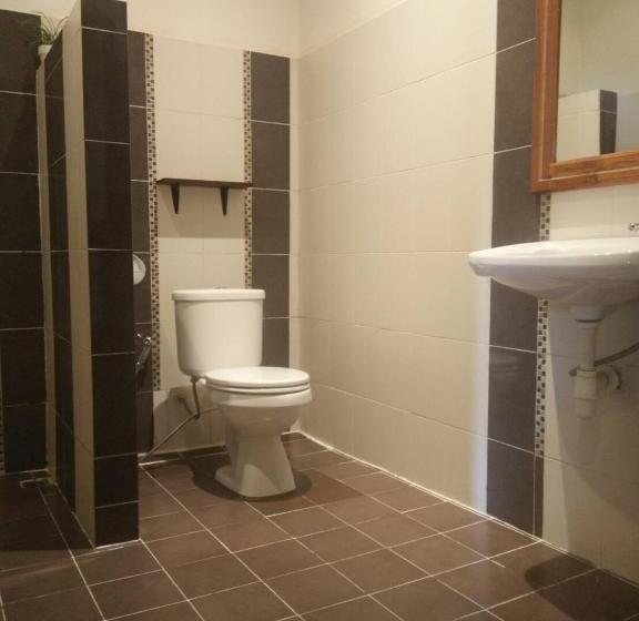 スーペリアトリプルルーム, Villa Thakhek