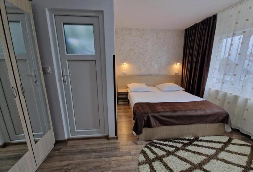 标准间, Pensiunea Antonia