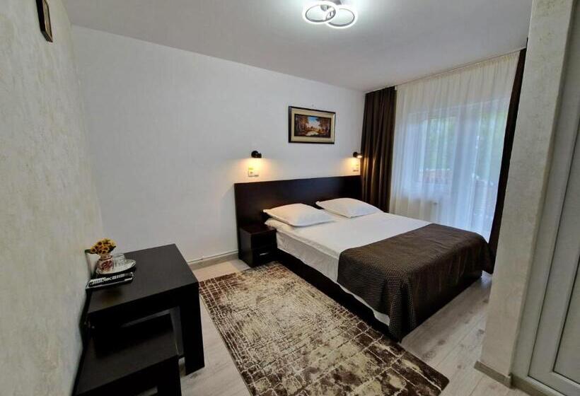 标准间, Pensiunea Antonia