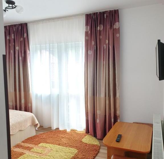 套房, Pensiunea Antonia