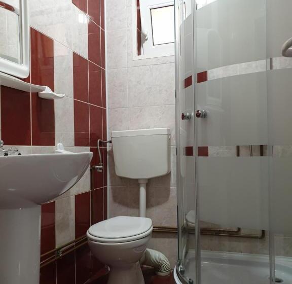 套房, Pensiunea Antonia