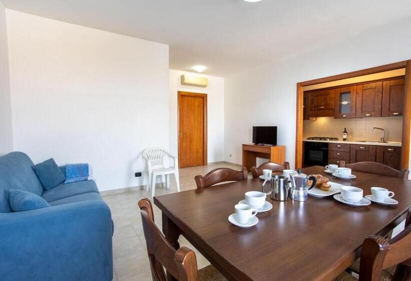 Quarto Familiar, Villa Altomare