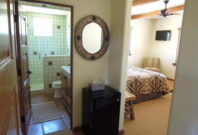 キングサイズベッドのデラックスルーム, Croad Vineyards The Inn