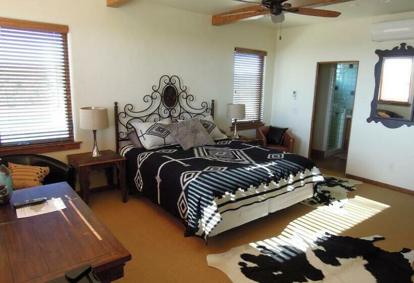 キングサイズベッドのスーペリアルーム, Croad Vineyards The Inn