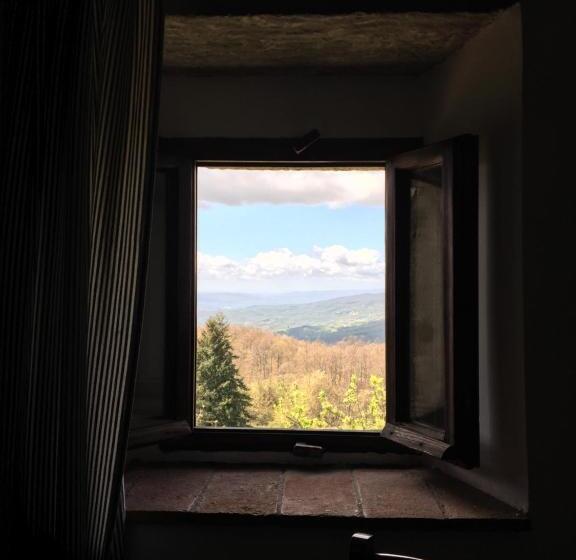 标准间, Casina Della Burraia