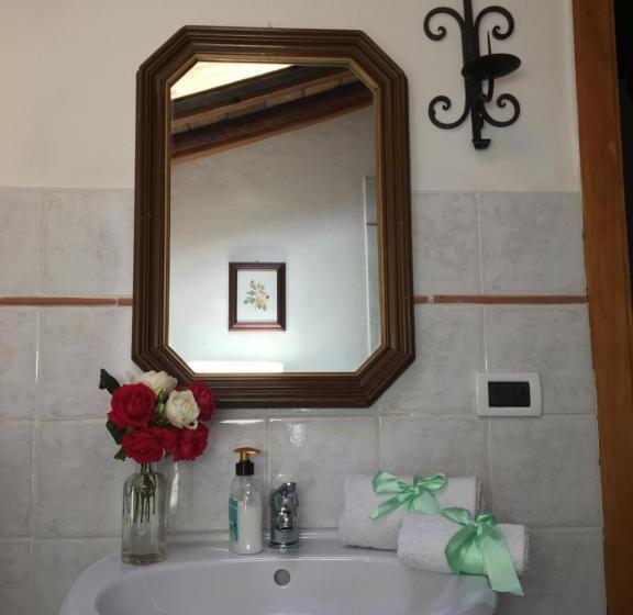 Standard room with outdoor bath, Casina Della Burraia