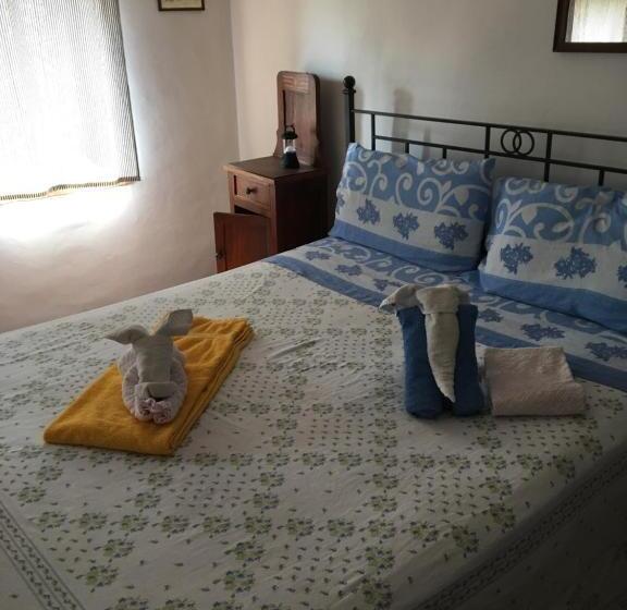 Standard room with outdoor bath, Casina Della Burraia