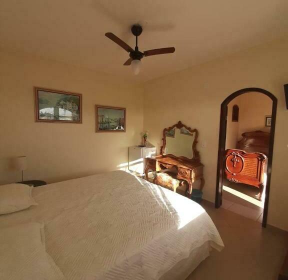 スーペリアトリプルルーム, Pousada Chez Moi