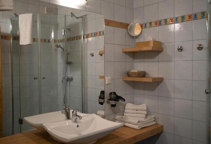 Апартаменты 2 Спальни, Burgenlandhaus