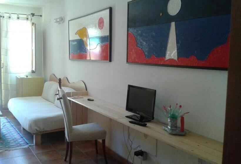 Номер Стандарт, Il Locandiere