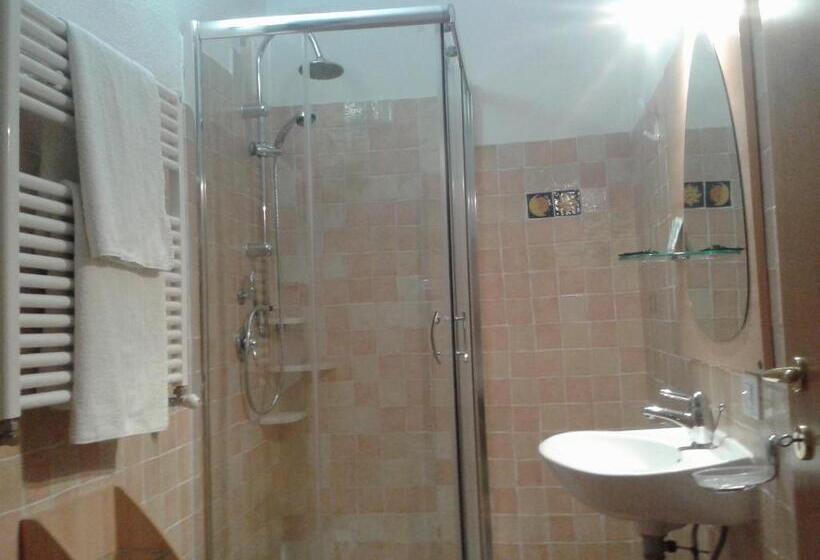 Люкс, Il Locandiere