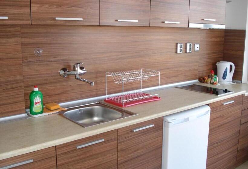 Апартаменты 2 Спальни Вид на Море, The Sunny Home Guesthouse