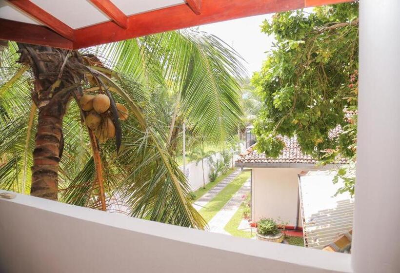 스탠다드 룸 킹사이즈 침대, Tithira Guest House