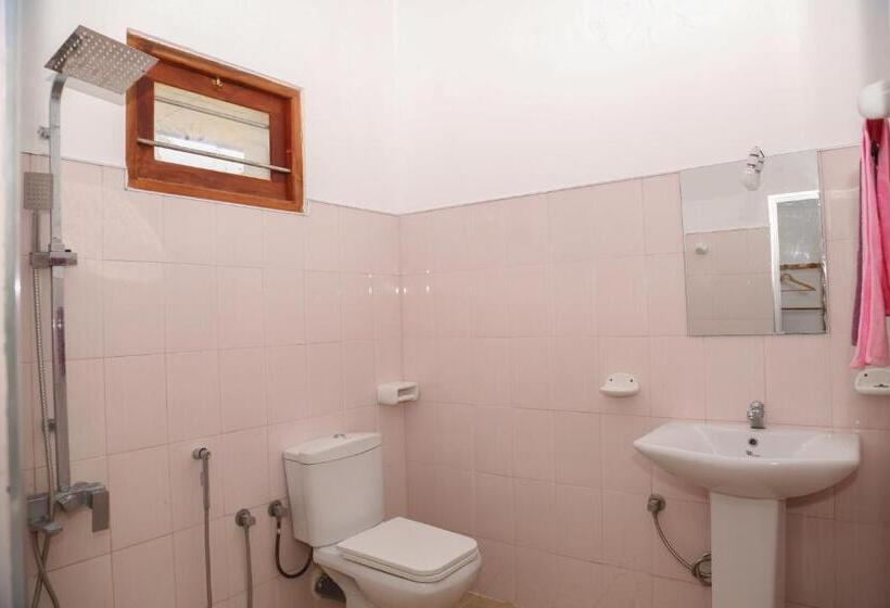 Habitación Estándar Cama King, Tithira Guest House