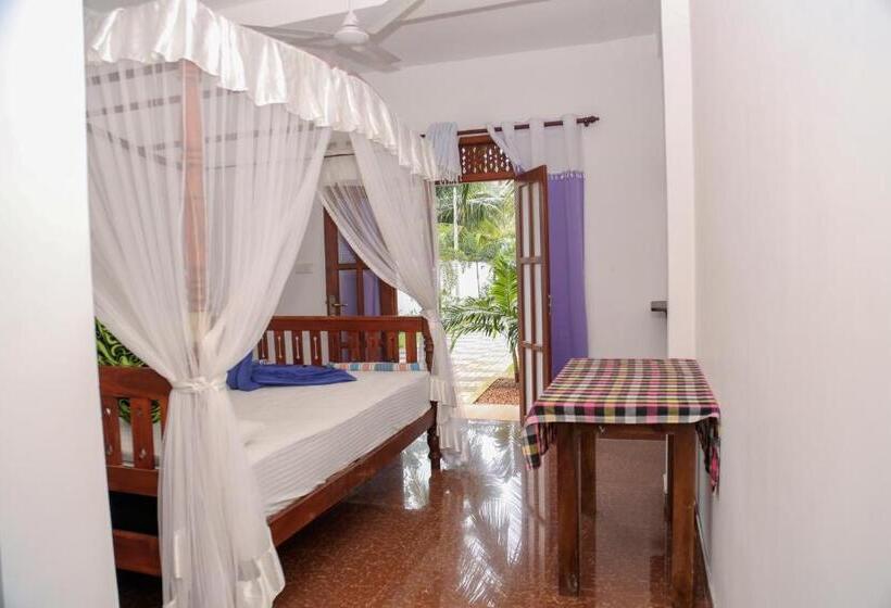 Habitación Estándar Cama Queen, Tithira Guest House