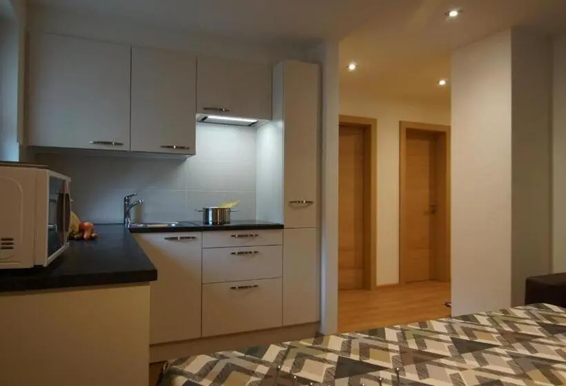آپارتمان 1 خوابه با بالکن, Residence La Planta