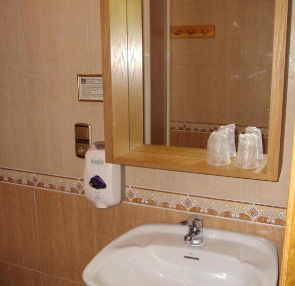 标准三人间, Casa Rural Arratzain