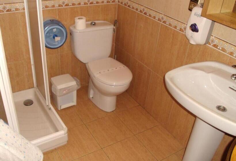 标准三人间, Casa Rural Arratzain