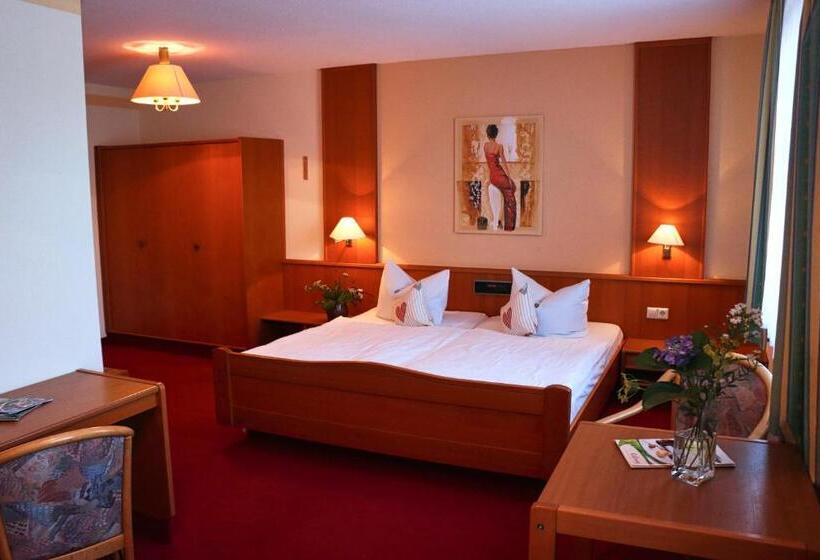 Номер Стандарт Индивидуальный, Landhotel Trakehnerhof