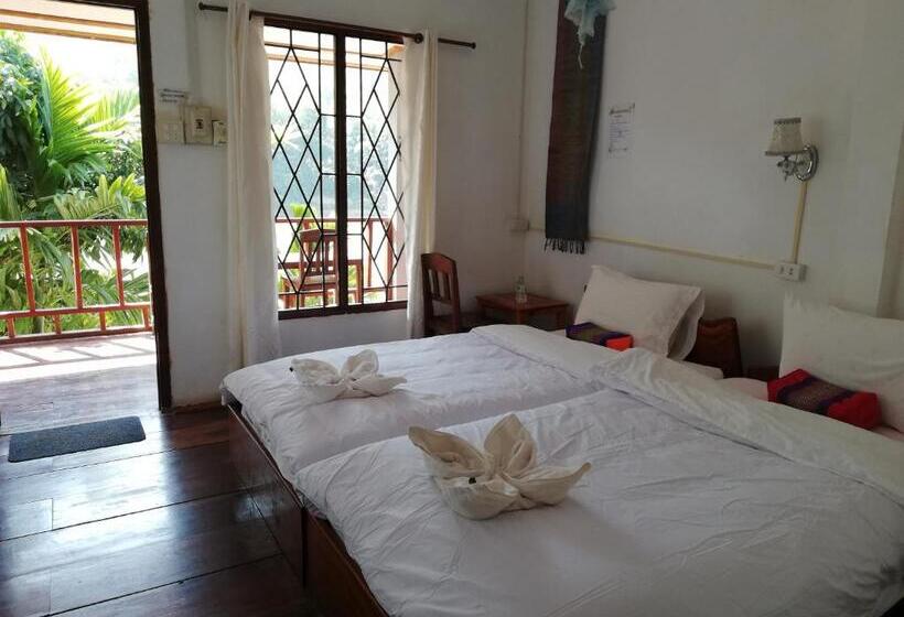 스탠다드 룸 강 전망, Nam Ou River Lodge