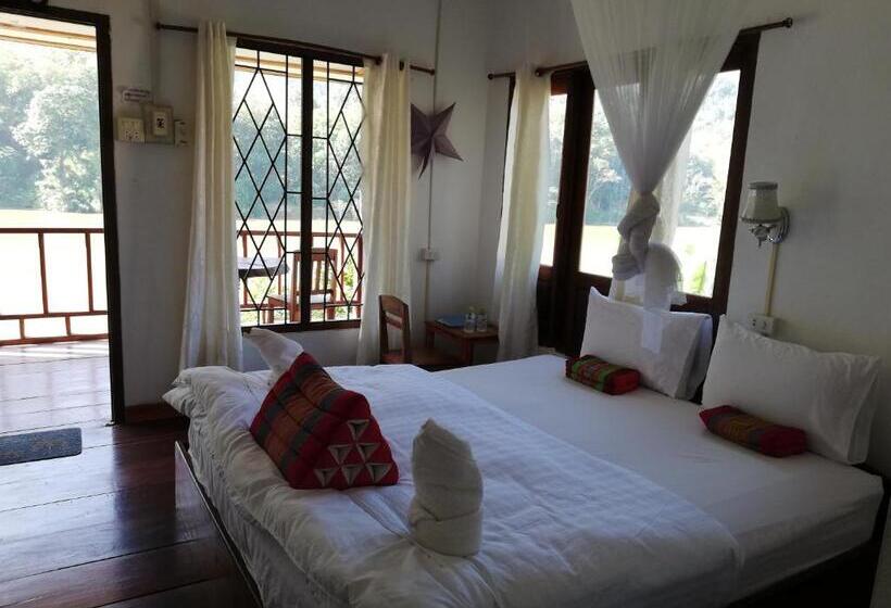 스탠다드 룸 강 전망, Nam Ou River Lodge