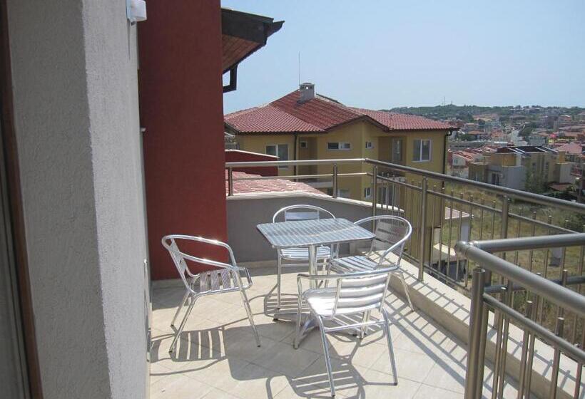 סטודיו סטנדרטי נוף לפארק, Neli Sea Villa