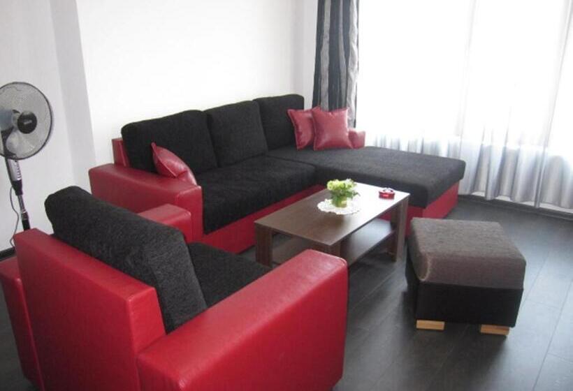 סטודיו סטנדרטי עם נוף לים ומרפסת, Neli Sea Villa