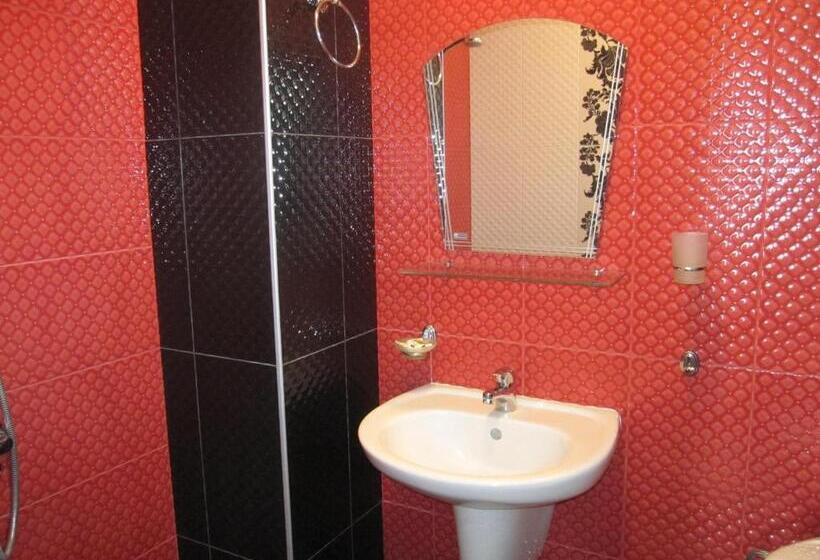 סטודיו סטנדרטי עם נוף לים ומרפסת, Neli Sea Villa