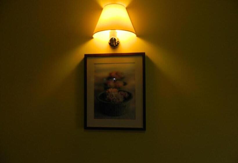 Апартаменты 2 Спальни, Pensiunea Blanca