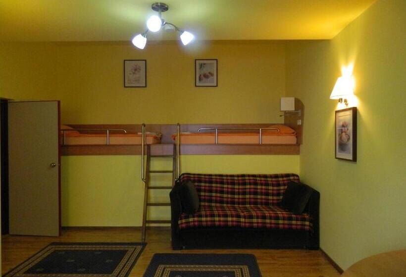 Апартаменты 2 Спальни, Pensiunea Blanca