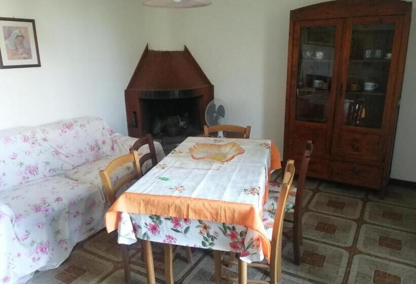 شقة غرفتين, Agriturismo Santa Chiara