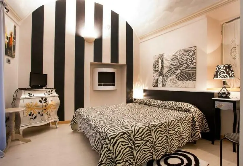 آپارتمان 1 خوابه با بالکن, Lori S Inn