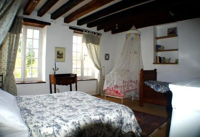 ２ベッドルームハウス, Maison D Hôtes Moulin Du Bas Pesé