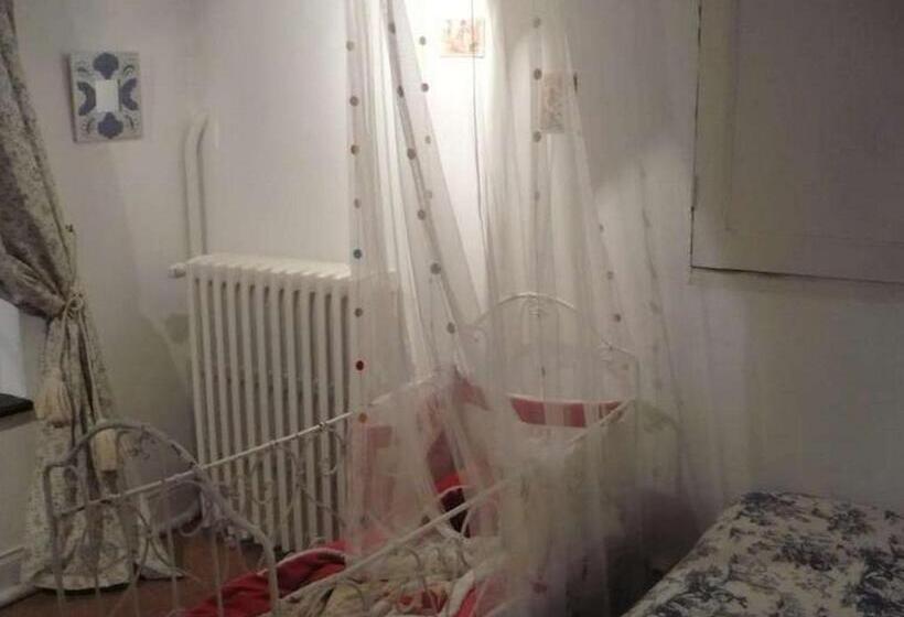 בית, 2 חדרי שינה, Maison D Hôtes Moulin Du Bas Pesé