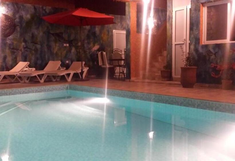 Апартаменты 2 Спальни, Mirleft Tayought Guest House