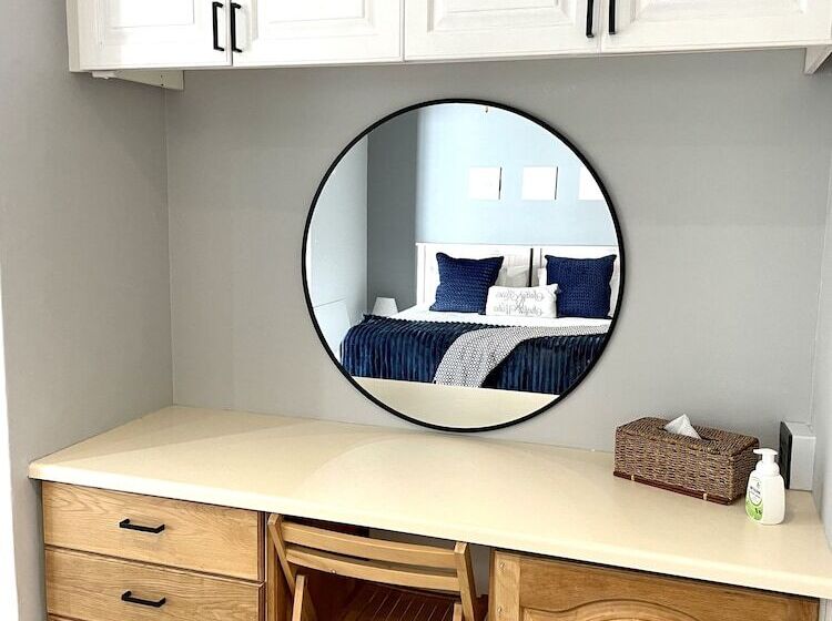 家庭间, Sandra's Guest House