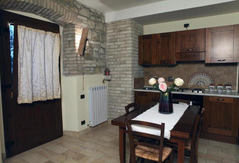 استودیوی استاندارد, Il Casale Della Quercia