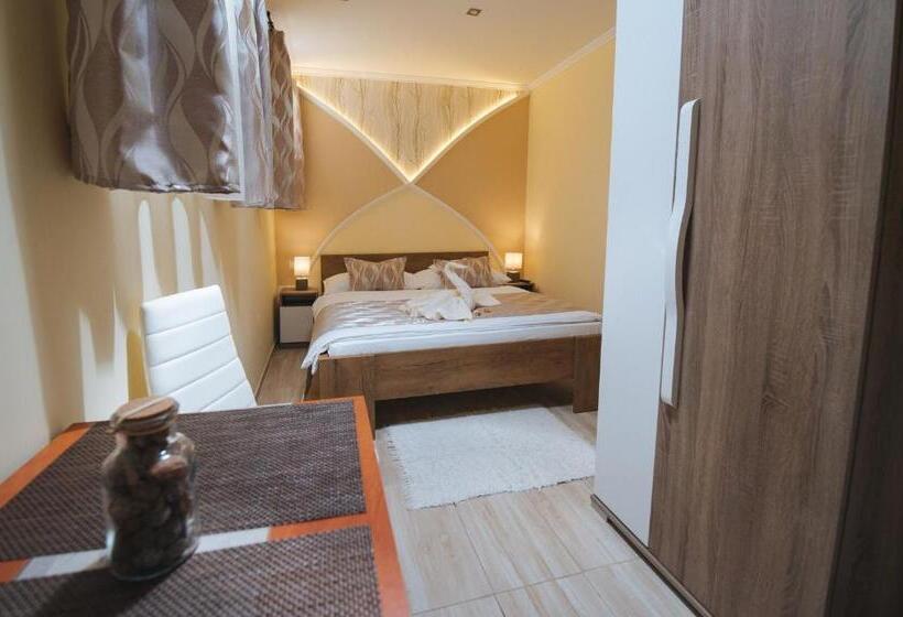 Апартаменты 1 Спальня, Jázmin Apartmanház