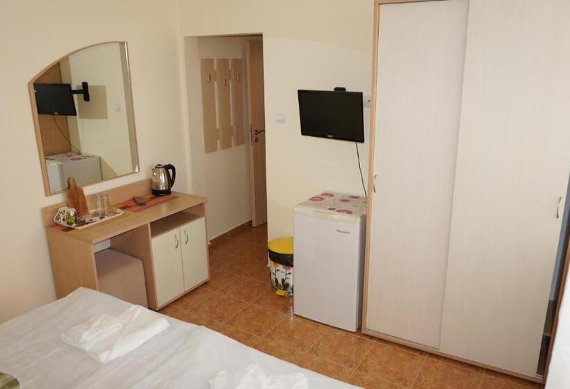 חדר סטנדרט עם מרפסת, Borko Guest House