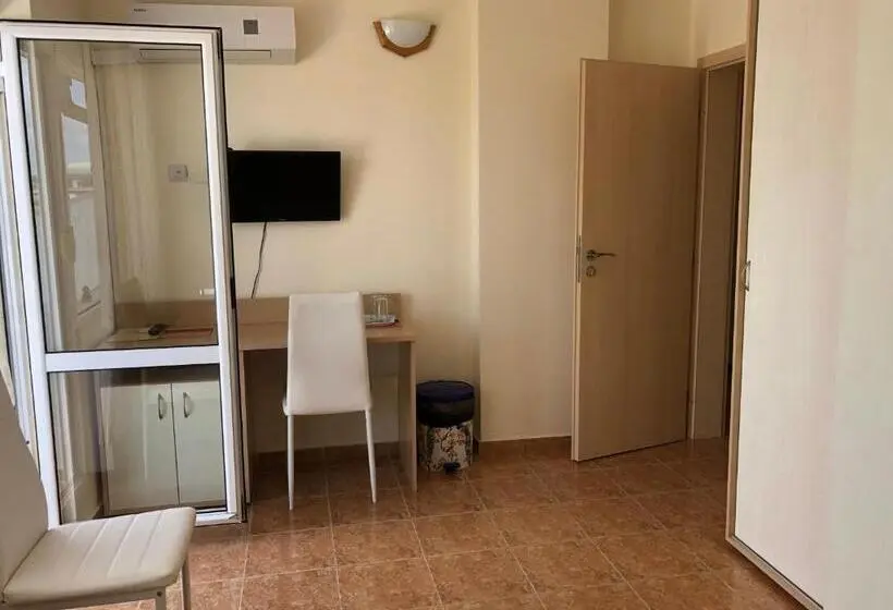 آپارتمان 3 خوابه, Borko Guest House