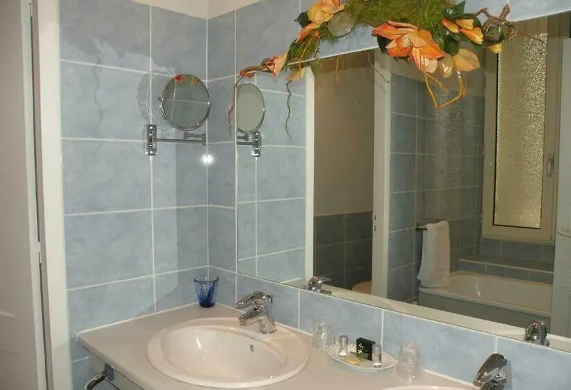 コンフォートルーム, Chambre D'hôtes De L'abricotier