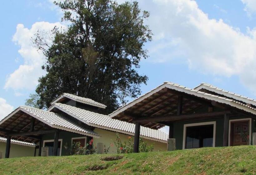 בקתת חדר, Pousada A Mata Que Canta