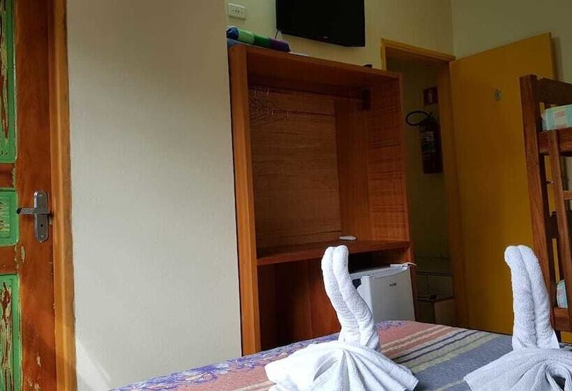 4인용 스탠다드 룸, Pousada Salém