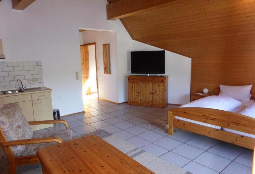 Студия Стандарт, Zum Kaiserwirt