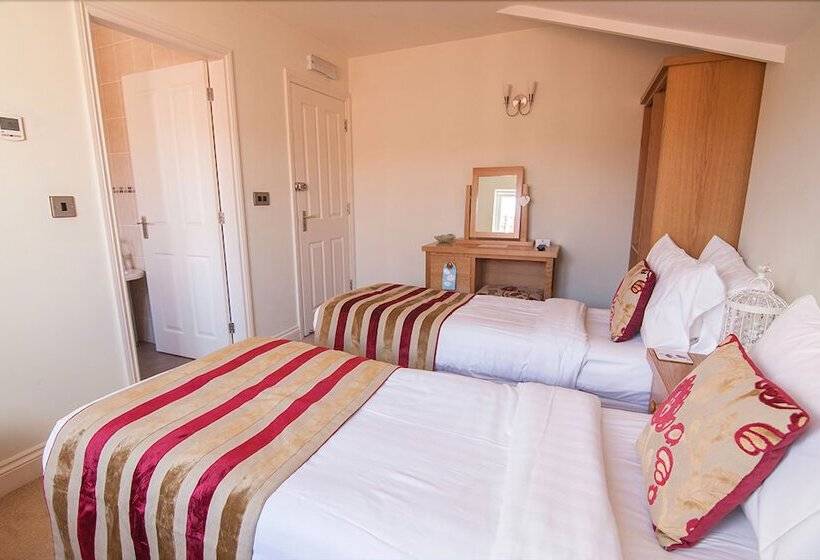 标准间, Kings Arms