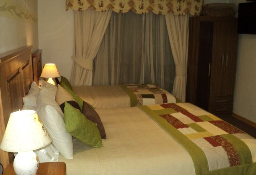 Семейный Номер, Hostal Casa Familia