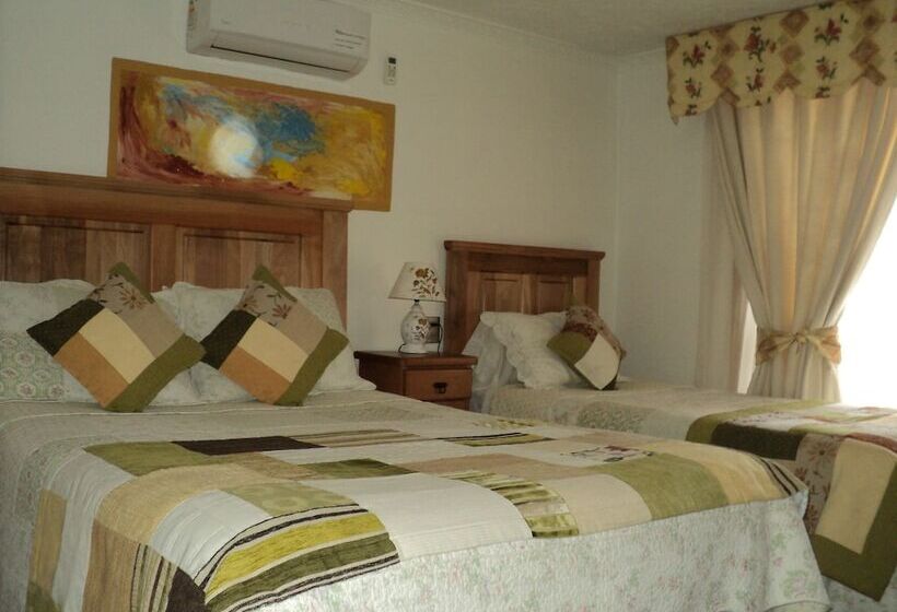 Семейный Номер, Hostal Casa Familia