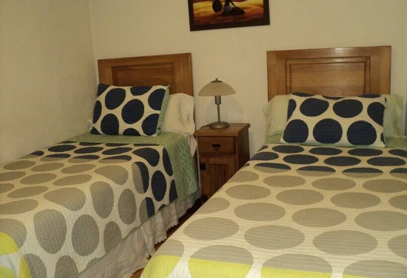 Номер Стандарт, Hostal Casa Familia