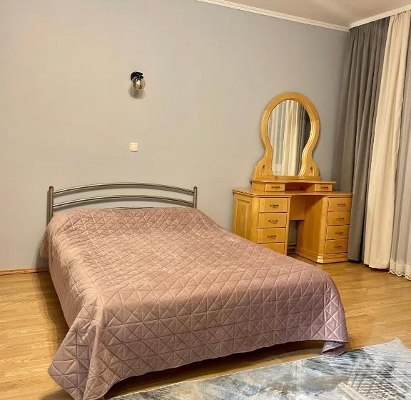 اتاق کلاسیک, Sadyba U Olgy