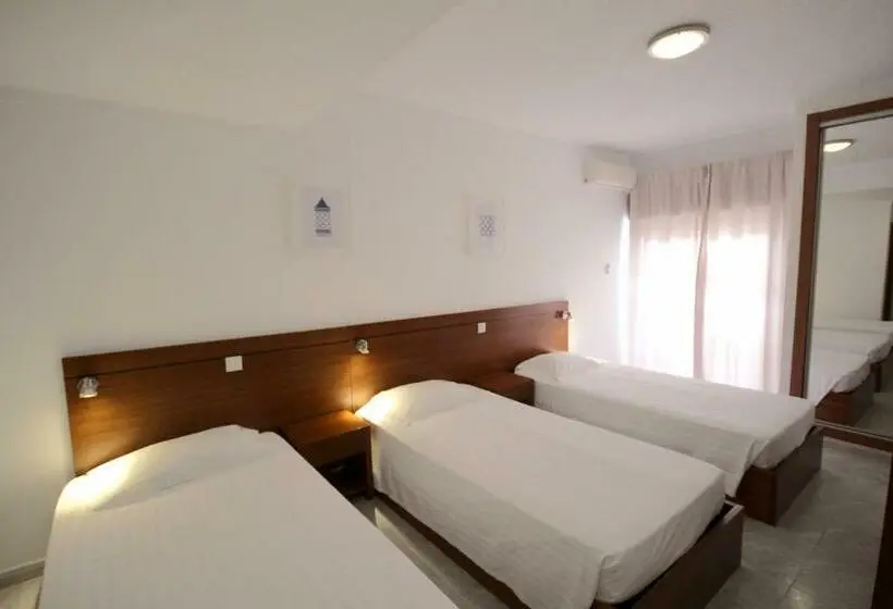 バルコニー付きスタンダードトリプルルーム, Hospedaria Buganvilia Alvor
